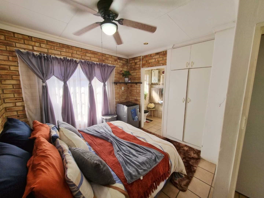 1 Bedroom Property for Sale in Parys Free State